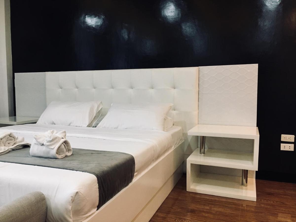 Rangya Hotel Tagaytay City Extérieur photo