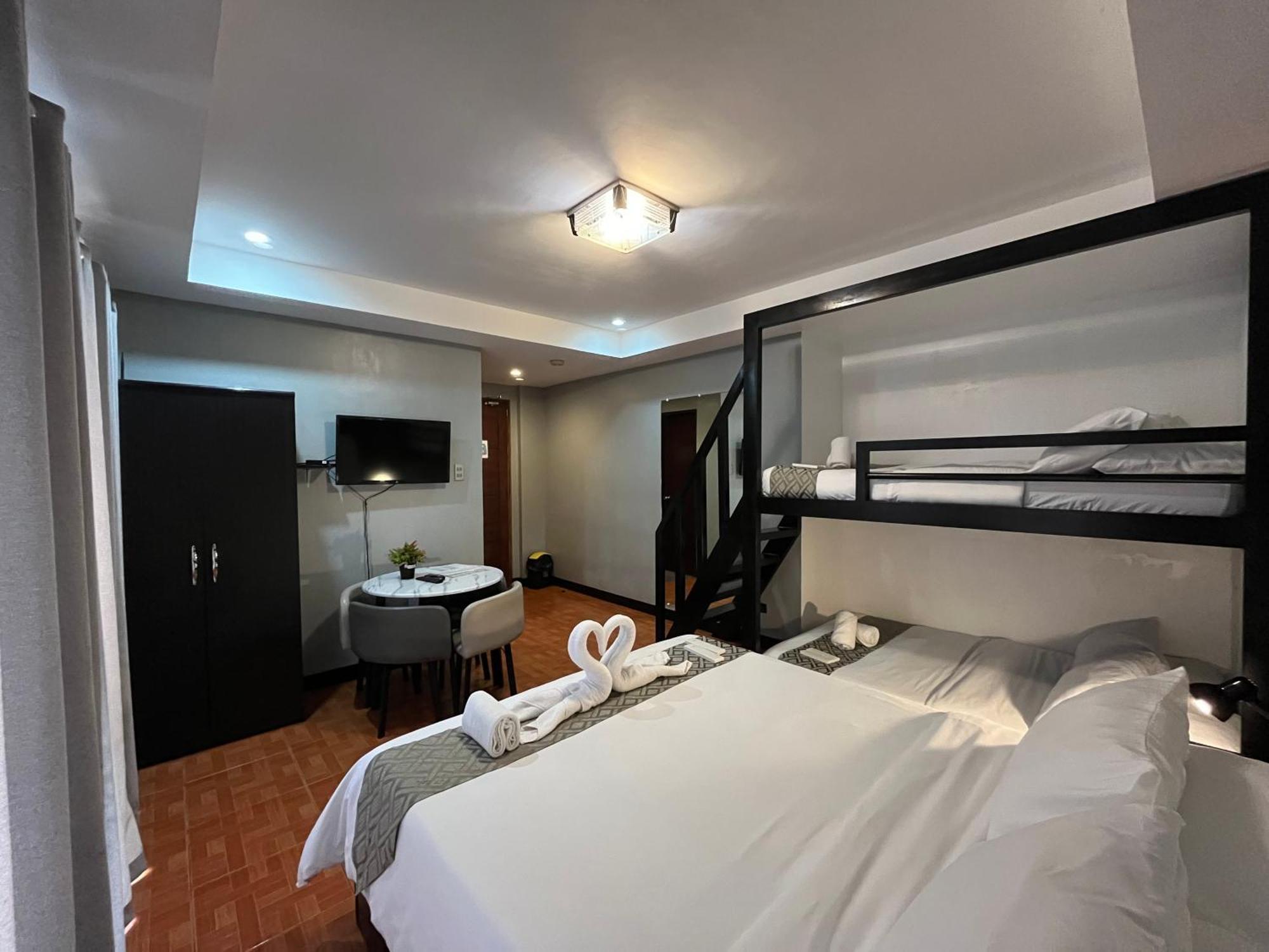 Rangya Hotel Tagaytay City Extérieur photo