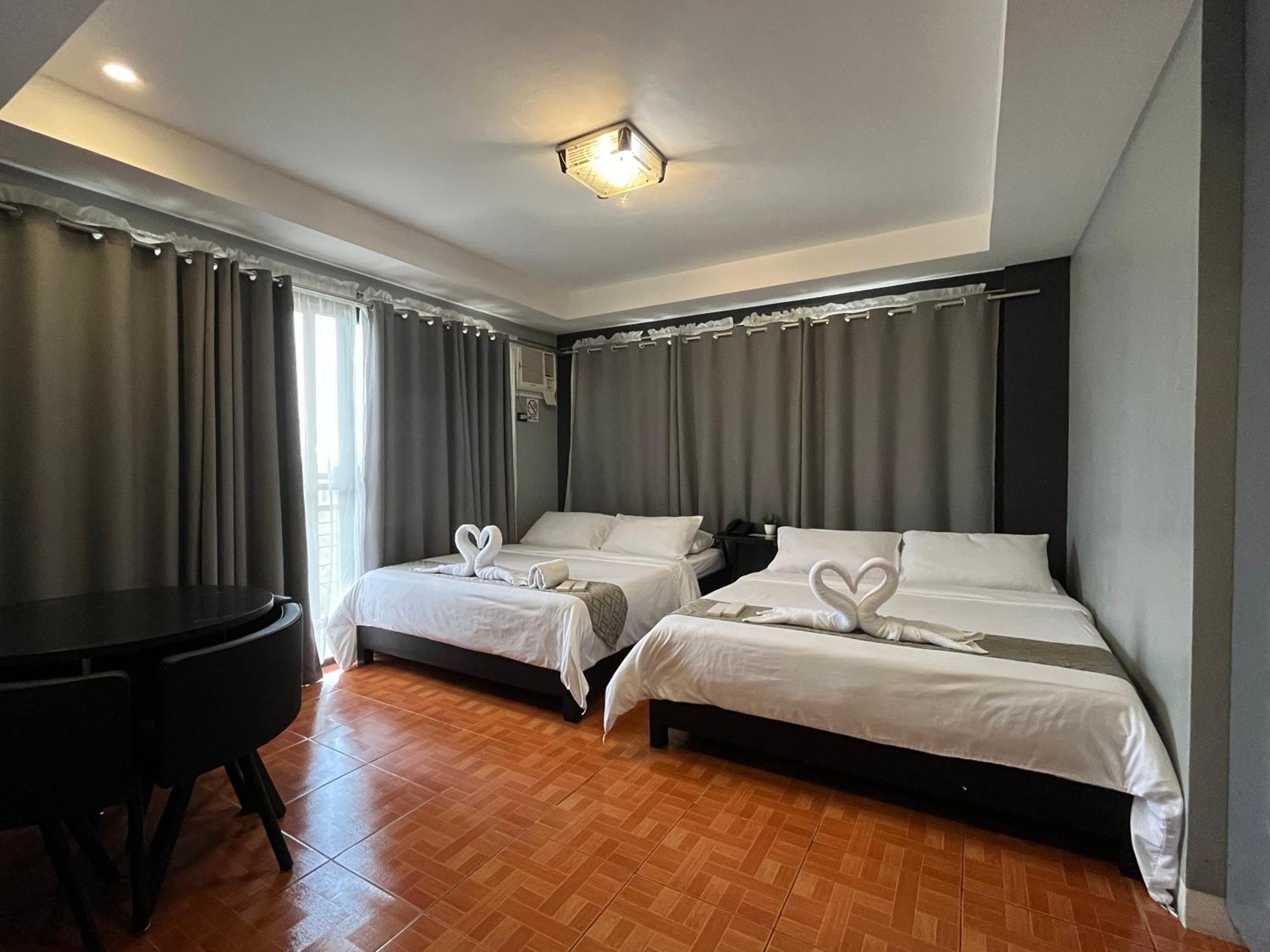 Rangya Hotel Tagaytay City Extérieur photo