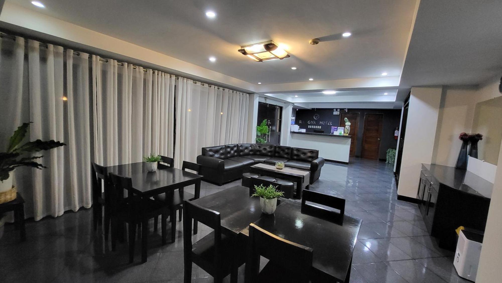 Rangya Hotel Tagaytay City Extérieur photo