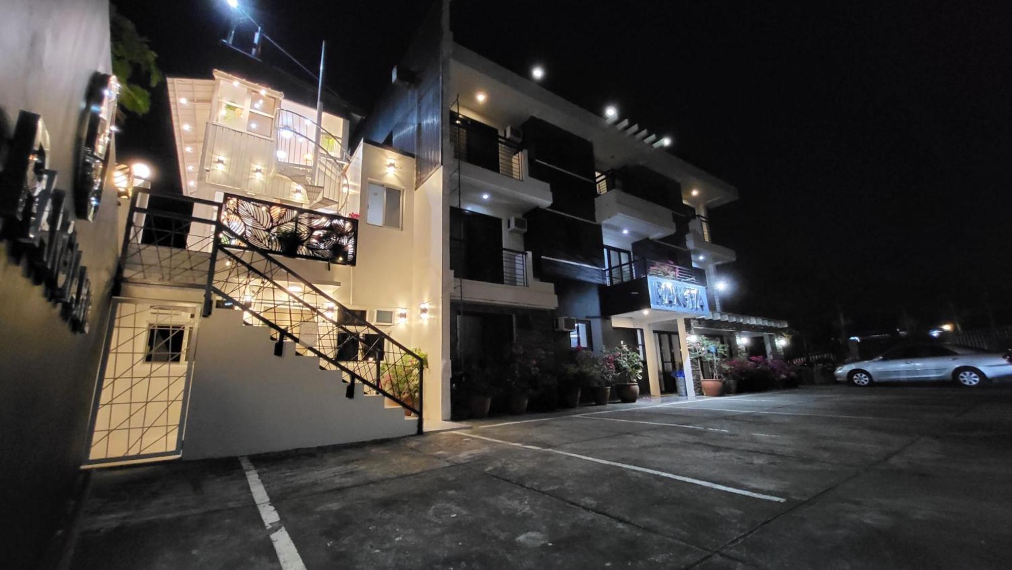 Rangya Hotel Tagaytay City Extérieur photo