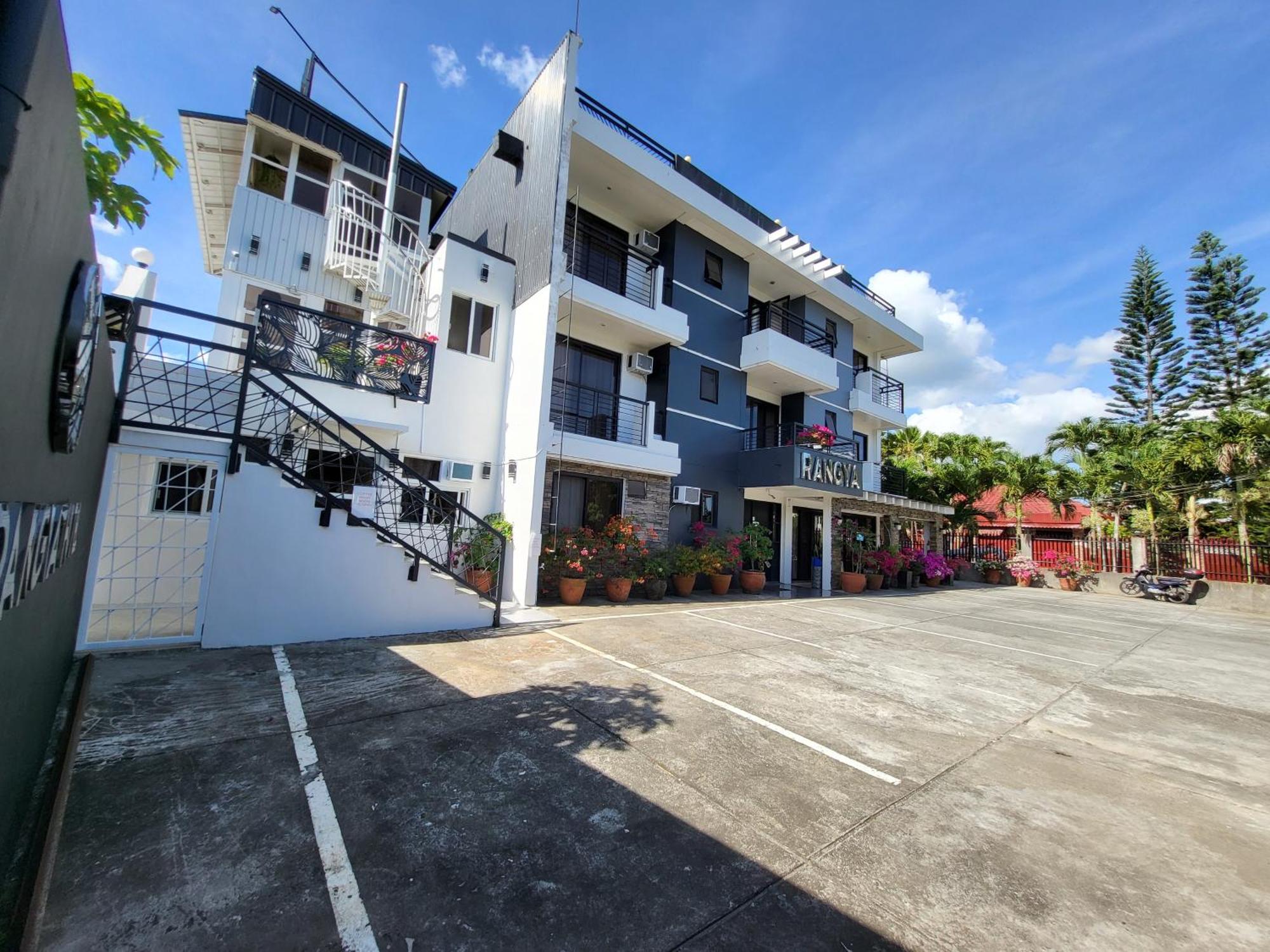 Rangya Hotel Tagaytay City Extérieur photo
